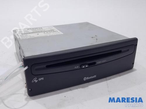 Used Electronic module RENAULT ESPACE IV (JK0/1_) 2.0 (JK0A, JK1D, JK0N) (170 hp) 31406628