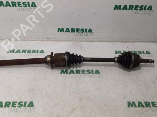Used Right front driveshaft ALFA ROMEO MITO (955_) 1.3 MultiJet (955AXH1B, 955AXT1A) (90 hp) 31530663