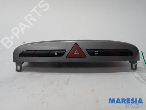 Used Warning switch PEUGEOT 308 I (4A_, 4C_) 1.6 16V (150 hp) 31485704