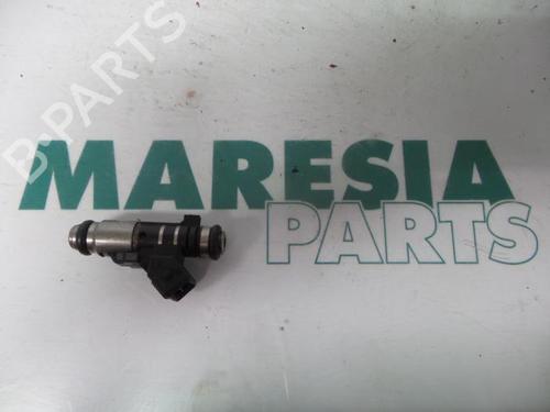 Used Injector CITROËN C2 (JM_) 1.1 (60 hp) 31461469