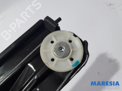 Front right window mechanism FIAT DOBLO Cargo (263_) 1.3 D Multijet | BP31449981C23