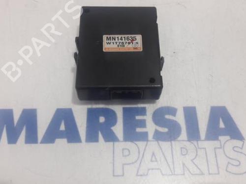 Used Control unit CITROËN C-CROSSER (VU_, VV_) 2.2 HDi (156 hp) 31496917