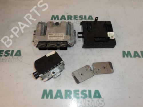 Used Engine control unit (ECU) RENAULT LAGUNA II Grandtour (KG0/1_) 1.9 dCi (KG0G) (120 hp) 31497458
