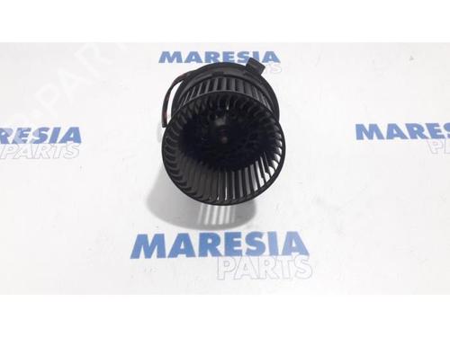 Used Heater blower motor PEUGEOT 208 I (CA_, CC_) 1.2 VTI 82 (82 hp) 31526370