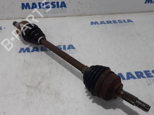 Used Left front driveshaft CITROËN C3 Pluriel (HB_) 1.6 (109 hp) 31467404