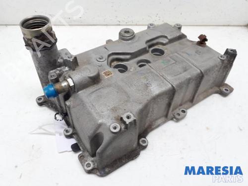 Used Valve cover FIAT 500 (312_) 0.9 (312AXG1A, 312.AXG11) (86 hp) 31387796