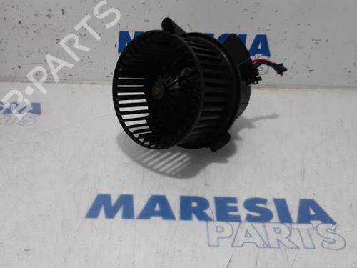 Used Heater blower motor PEUGEOT 307 CC (3B) 2.0 16V (140 hp) 31470407