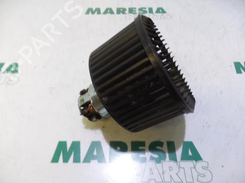 Used Heater blower motor PEUGEOT 107 (PM_, PN_) 1.0 (68 hp) 31498967