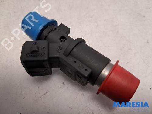 Used Injector PEUGEOT 206 Hatchback (2A/C) 1.4 i (75 hp) 31413315