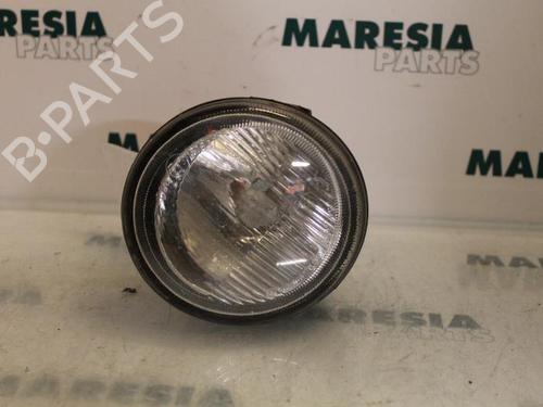 left-front-fog-light-renault-clio-ii-bb_-cb_-1998-1999-2000-2001-2002-2003-2004-2005-2006-2007-2008-2009-2010-2011-2012-2013-2014-2015-2016-31477375 main image