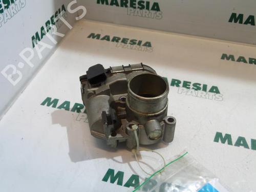 Used Throttle body FIAT STILO (192_) 1.2 16V (192_XA1B) (80 hp) 31519388