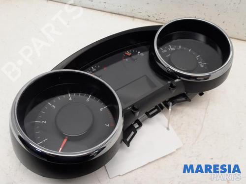 Instrument cluster PEUGEOT 5008 (0U_, 0E_) 1.6 16V | BP31508551C47