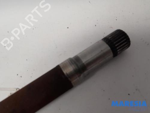 Right front driveshaft PEUGEOT 5008 (0U_, 0E_) 1.6 HDi | BP31399607M39