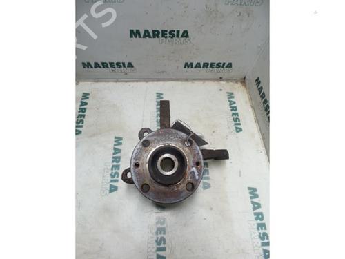 left-front-steering-knuckle-renault-twingo-i-c06_-1993-1994-1995-1996-1997-1998-1999-2000-2001-2002-2003-2004-2005-2006-2007-2008-2009-2010-2011-2012-31439246 main image