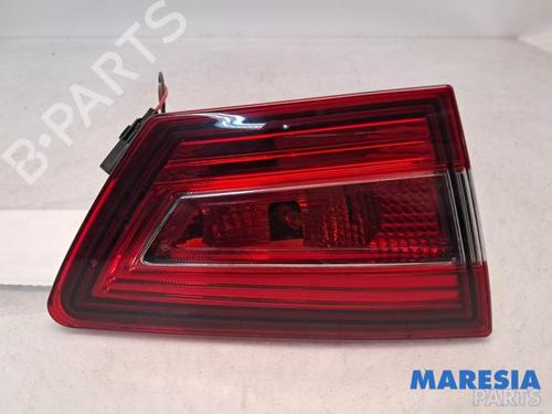 left-taillight-renault-clio-iv-bh_-2012-2013-2014-2015-2016-2017-2018-2019-2020-2021-31398063 main image