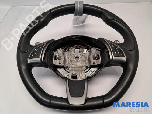 Used Steering wheel ABARTH 500C / 595C / 695C 1.4 (312.AXF1A, 312.AXF11, 312.AXD1A) (140 hp) 31413501