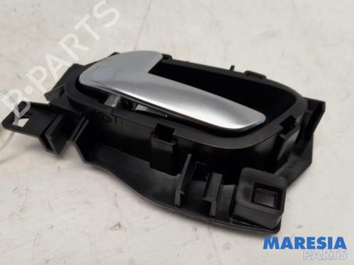 front-left-exterior-door-handle-peugeot-208-i-ca_-cc_-2012-2013-2014-2015-2016-2017-2018-2019-2020-2021-31508369 main image