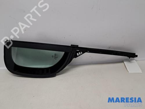 Used Front right quarter glass PEUGEOT 308 II (LB_, LP_, LW_, LH_, L3_) 1.6 THP 125 (125 hp) 31632158