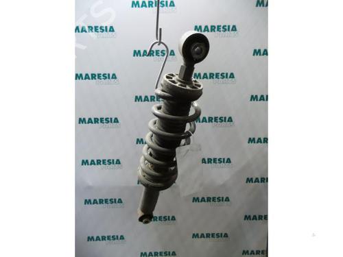 Used Right rear shock absorber Right rear shock absorber PEUGEOT 407 SW (6E_, 6D_) 2.0 16V (140 hp) 31426175 31426175