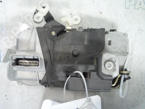 electronic-module-peugeot-307-3ac-2000-2001-2002-2003-2004-2005-2006-2007-2008-2009-2010-2011-2012-31462821 main image