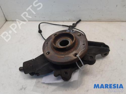 Used Right front steering knuckle PEUGEOT 3008 I MPV (0U_) 1.6 VTi (120 hp) 31496334