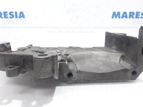 Timing cover RENAULT TRAFIC II Bus (JL) 2.0 16V (JL02, JL0L, JL0W, JL0N) | BP31423671M123 - Image 3