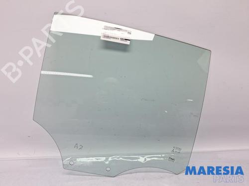 Used Rear right door window Rear right door window 31481738 31481738
