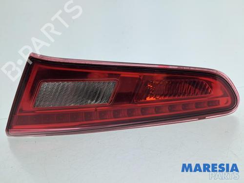Used Right taillight Right taillight 37992370 37992370