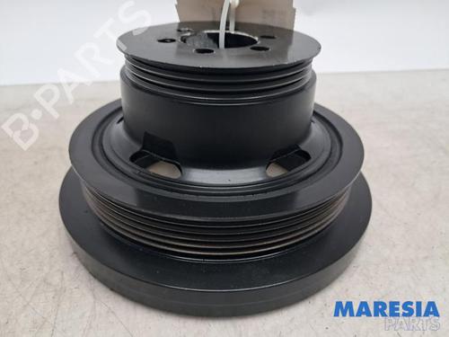 Used Pulley Pulley PEUGEOT 3008 II SUV (MC_, MR_, MJ_, M4_) 1.2 THP/ PureTech 130 (MRHNSM, MRHNSU, MRHNSJ, MRHNYW,... (131 hp) 39961177 39961177