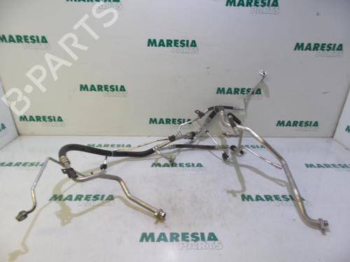 Used AC pipe RENAULT SCÉNIC III (JZ0/1_) 1.4 16V (JZ0F, JZ1V) (131 hp) 31459811