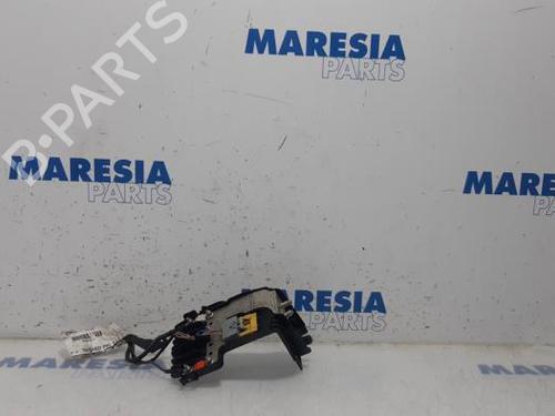 Used Fuse box PEUGEOT 308 I (4A_, 4C_) 1.6 16V (120 hp) 31530406