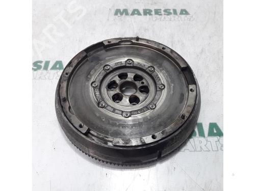 Used Flywheel PEUGEOT 3008 I MPV (0U_) 1.6 HDi (109 hp) 31389759
