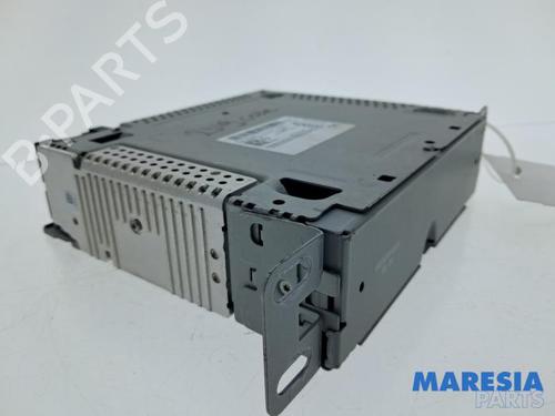 Used Radio Radio 37034341 37034341