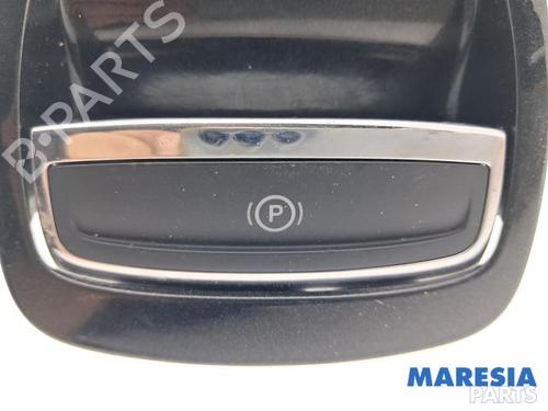 Switch CITROËN C5 III Break (RW_) 2.0 i 16V (RWRFJC, RWRFJF) | BP38569700I30 - Image 2