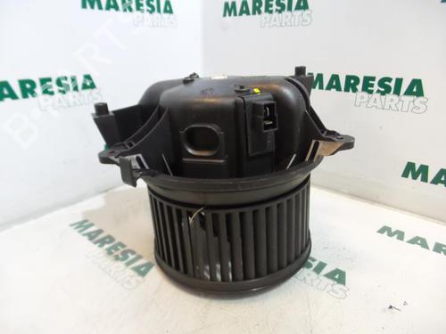 Used Heater blower motor FIAT PUNTO (188_) 1.2 60 (188.030, .050, .130, .150, .230, .250) (60 hp) 31479832