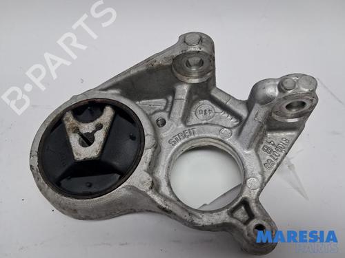 Used Gearbox mount Gearbox mount 37524105 37524105