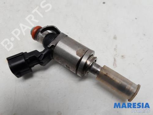 Used Injector RENAULT CAPTUR I (J5_, H5_) 1.2 TCe 120 (118 hp) 31474697