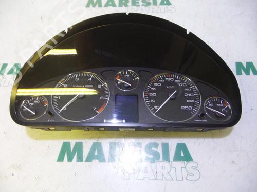 Used Instrument cluster PEUGEOT 407 SW (6E_, 6D_) 2.0 16V (140 hp) 31482811