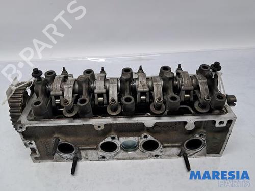 Used Cylinder head PEUGEOT 206+ (2L_, 2M_) 1.4 i (2LKFWA, 2MKFWA) (75 hp) 31438074