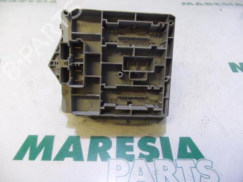 Fuse box ALFA ROMEO GT (937_) 1.9 JTD (937CXN1B) | BP31490637E1