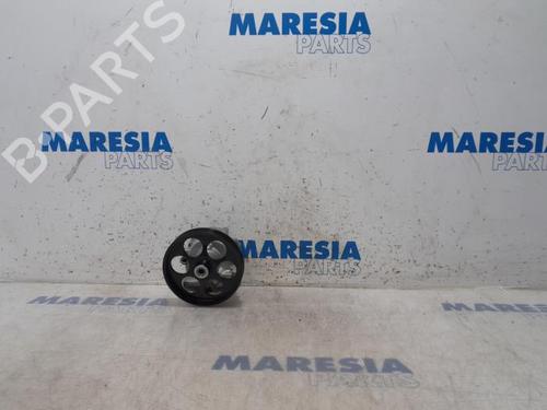 Used Steering pump RENAULT TRAFIC II Bus (JL) 2.0 16V (JL02, JL0L, JL0W, JL0N) (117 hp) 31531867