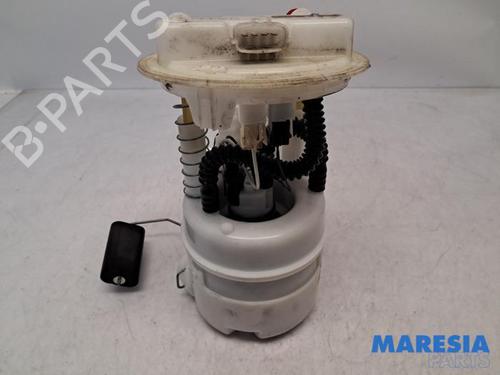 Used Fuel pump RENAULT CLIO IV (BH_) 0.9 TCe 90 (BHNF, BHMA, BHMH, BHJK, BHJR) (90 hp) 31496547