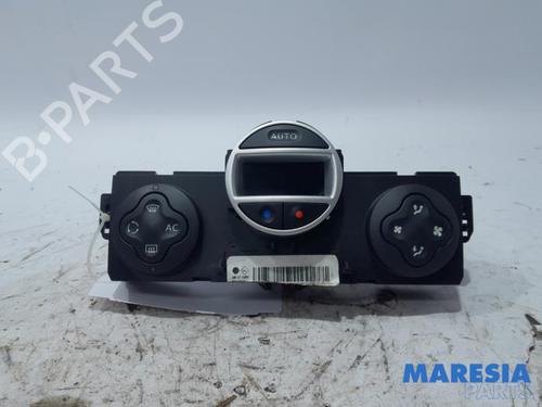 Used Climate control RENAULT CLIO III Grandtour (KR0/1_) 1.2 16V (KR02, KR0J) (75 hp) 31452580