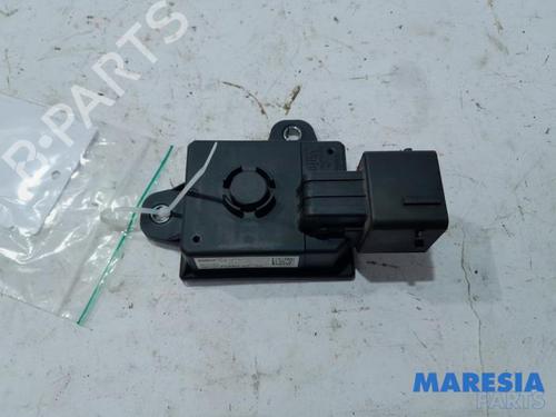 Used Electronic sensor PEUGEOT 308 II (LB_, LP_, LW_, LH_, L3_) 1.2 THP 130 (131 hp) 31508325