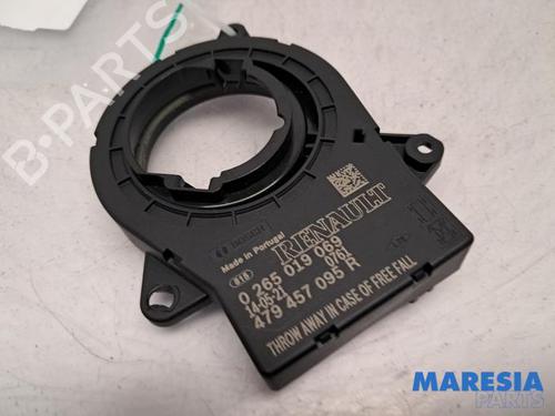 Used Electronic sensor RENAULT CLIO IV Grandtour (KH_) 1.2 TCe 120 (KHM0) (120 hp) 31526105