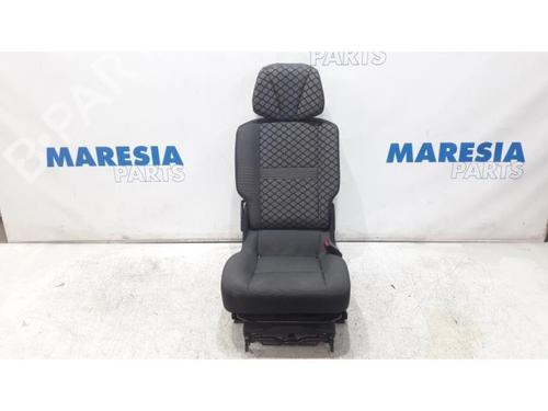 Used Right front seat RENAULT SCÉNIC III (JZ0/1_) 1.5 dCi (110 hp) 31486281