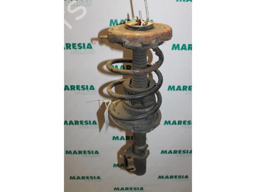 Used Left front shock absorber RENAULT SCÉNIC I MPV (JA0/1_, FA0_) 1.8 16V (JA12, JA1R, JA1M, JA1A) (115 hp) 31525961
