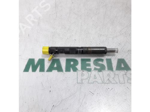 Injektor für RENAULT MEGANE III Grandtour (KZ0/1) 1.5 dCi (KZ0C, KZ1A) (90 hp) 31523830