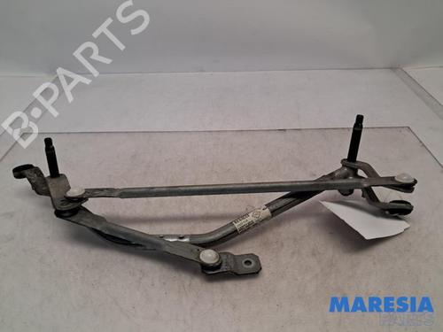 Used Front wipers mechanism RENAULT CAPTUR I (J5_, H5_) 0.9 TCe 90 (90 hp) 31526804