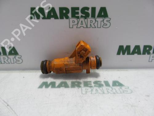 Used Injector CITROËN XSARA (N1) 1.6 16V (109 hp) 31503207